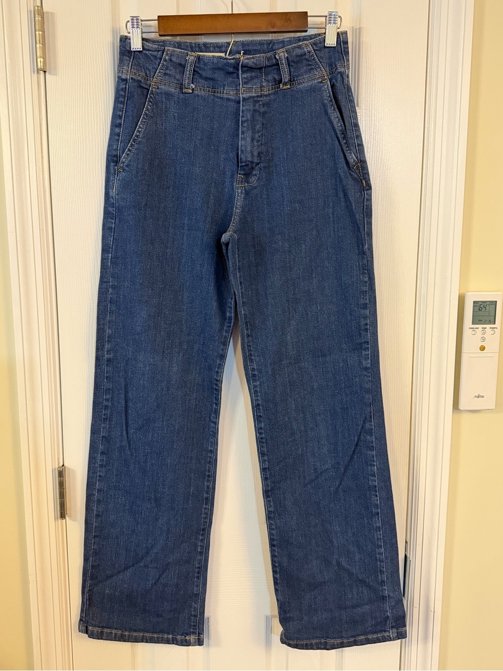 Pilcro by Anthropologie High Rise Straight Leg Jeans Women’s Size 27 Medium Wash